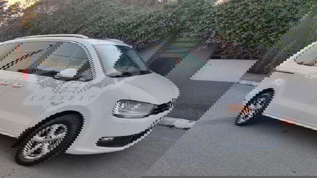 Volkswagen Sharan II [2010 - Prezent] 2.0 TDI BlueMotion Technology Highline 2012