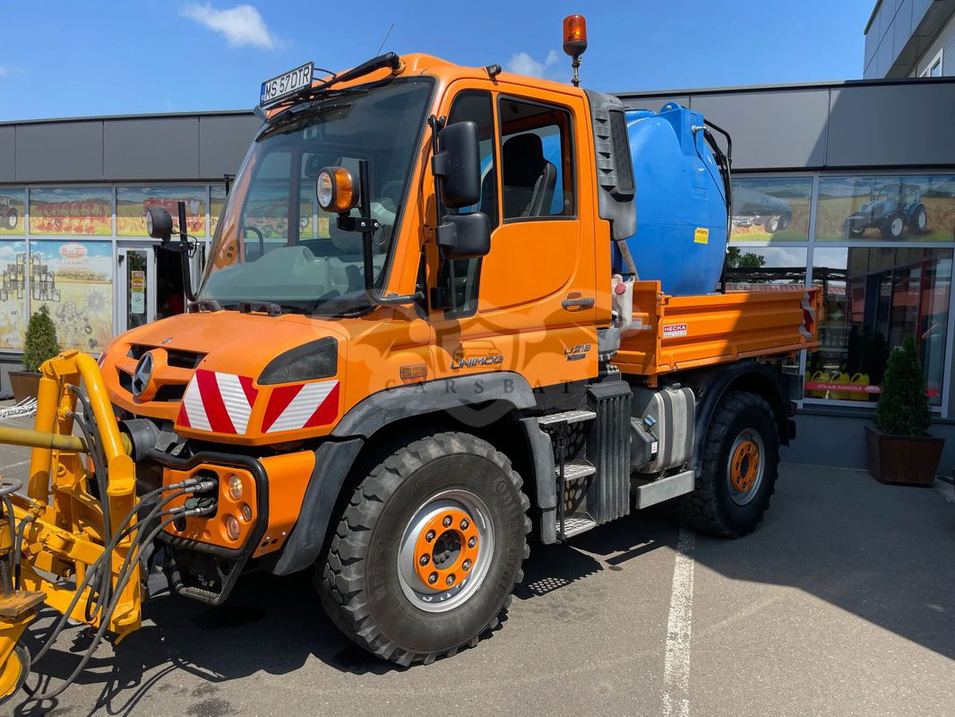 Mercedes-Benz Unimog 2014