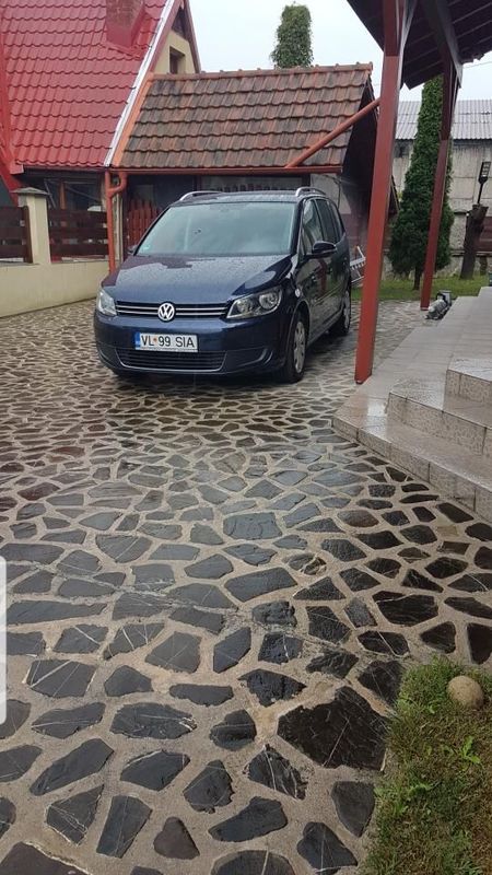 Volkswagen Touran 1.6 TDI DPF BlueMotion Technology Comfortline 2010