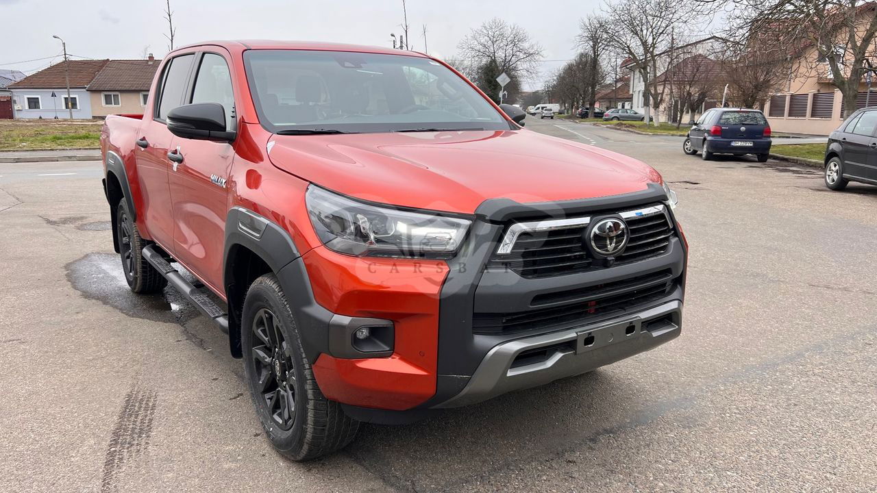 Toyota Hilux VIII [2015 - Prezent] 2.8D 204CP 4x4 Double Cab AT MHEV Invincible 2024