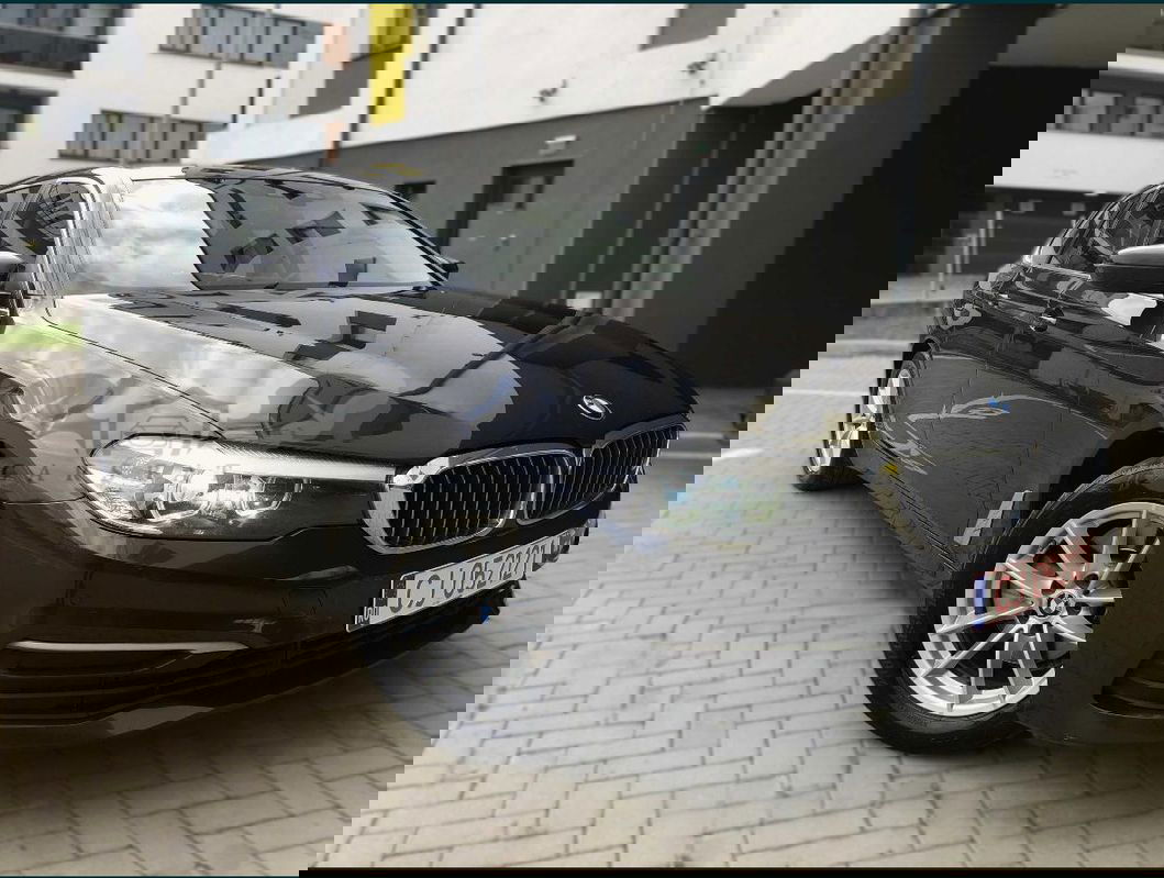 BMW 5 Series G30/G31 [2017 - Prezent] 520d Touring Aut. Luxury Line 2019
