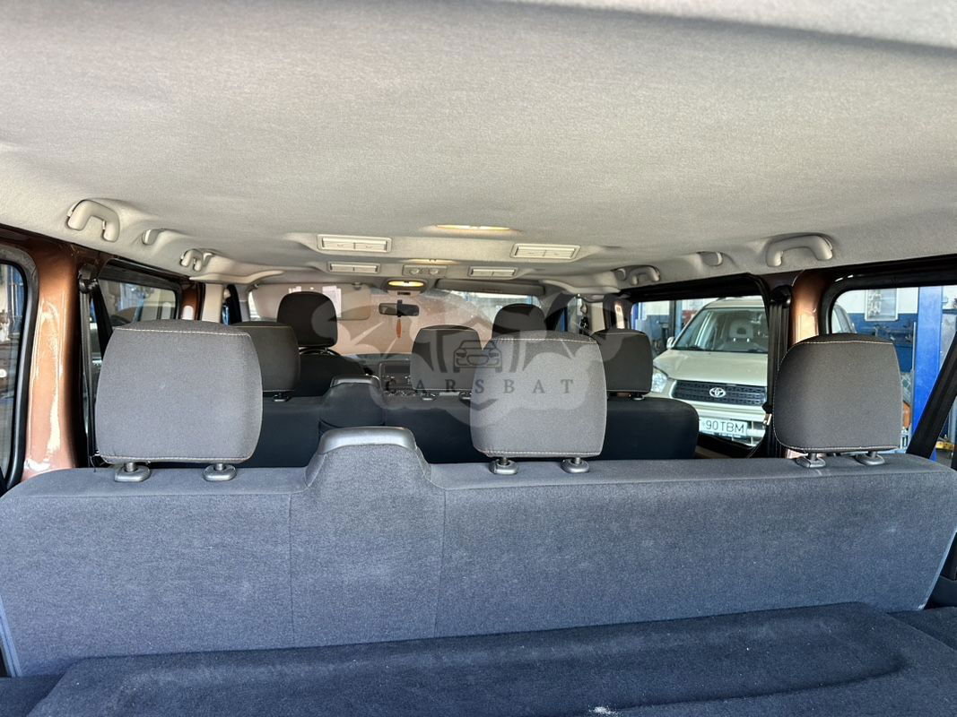 Renault Trafic Combi L2H1 1.6 dCi 95 7+1 Expression 2015