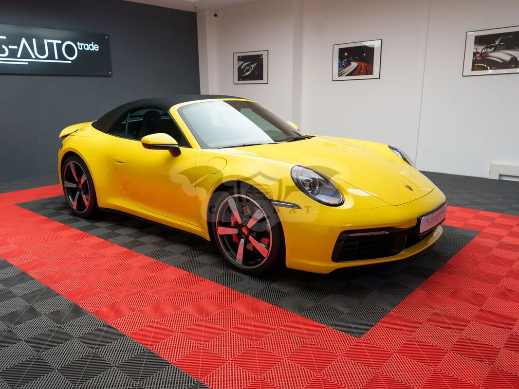 Porsche 992 2023
