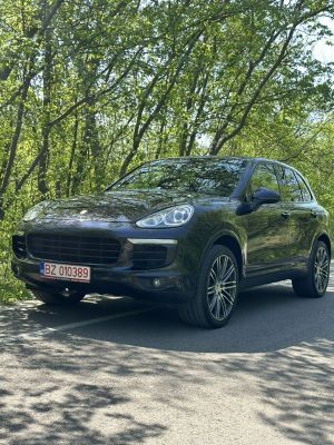 Porsche Cayenne Diesel Platinum Edition 2017