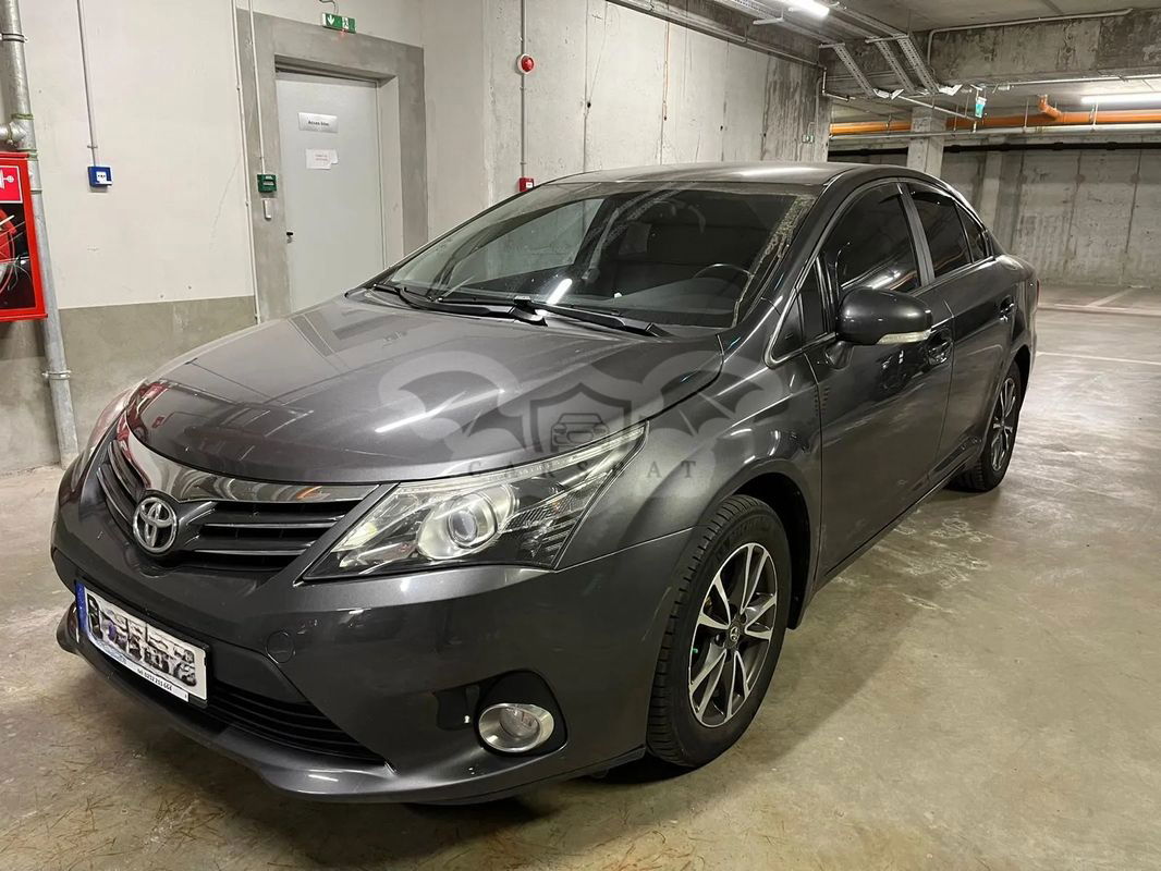 Toyota Avensis III [2009 - 2018] 2013