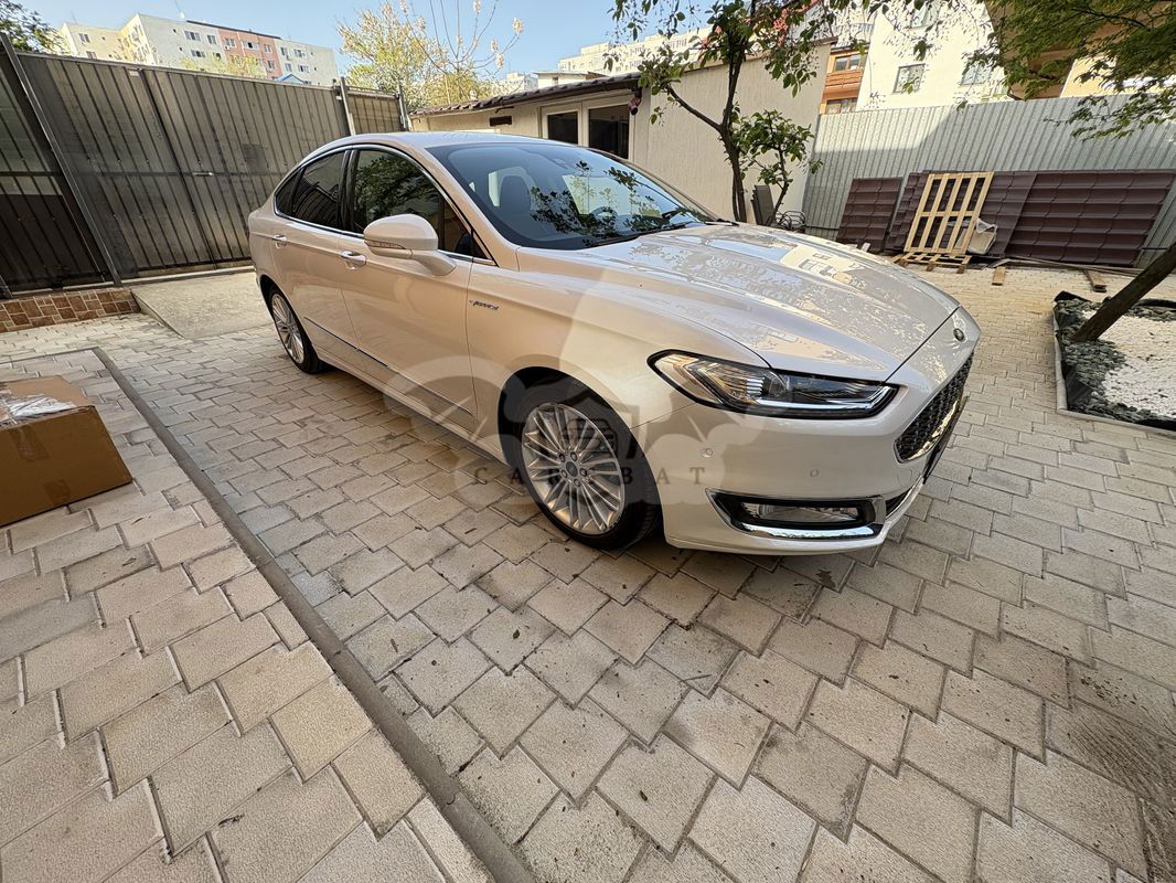 Ford Mondeo IV [2014 - Prezent] Vignale 2.0 Hybrid 2018