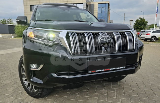 Toyota Land Cruiser 2.8l Turbo D-4D A/T AVS Luxury 2020