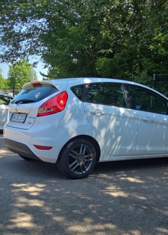 Ford Fiesta VII [2008 - 2017] 1.25i Trend 2012