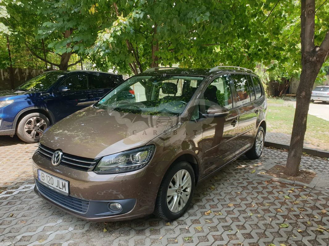 Volkswagen Touran 2.0 TDI DPF BlueMotion Technology Life 2014