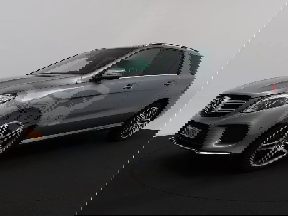 Mercedes-Benz GLE 500 e 4Matic 7G-TRONIC 2016
