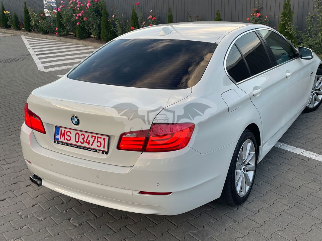 BMW 5 Series F10/F11/F07 [2010 - 2017] 520d 2013
