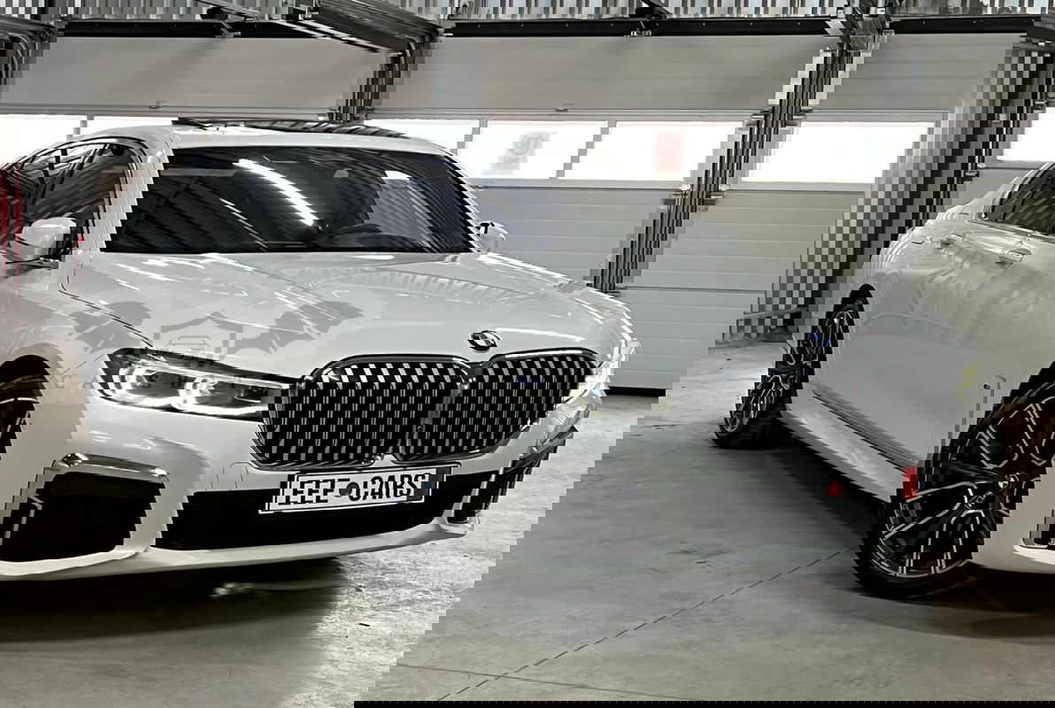 BMW 7 Series G11/G12 [2015 - 2022] 745e AT PHEV 2020