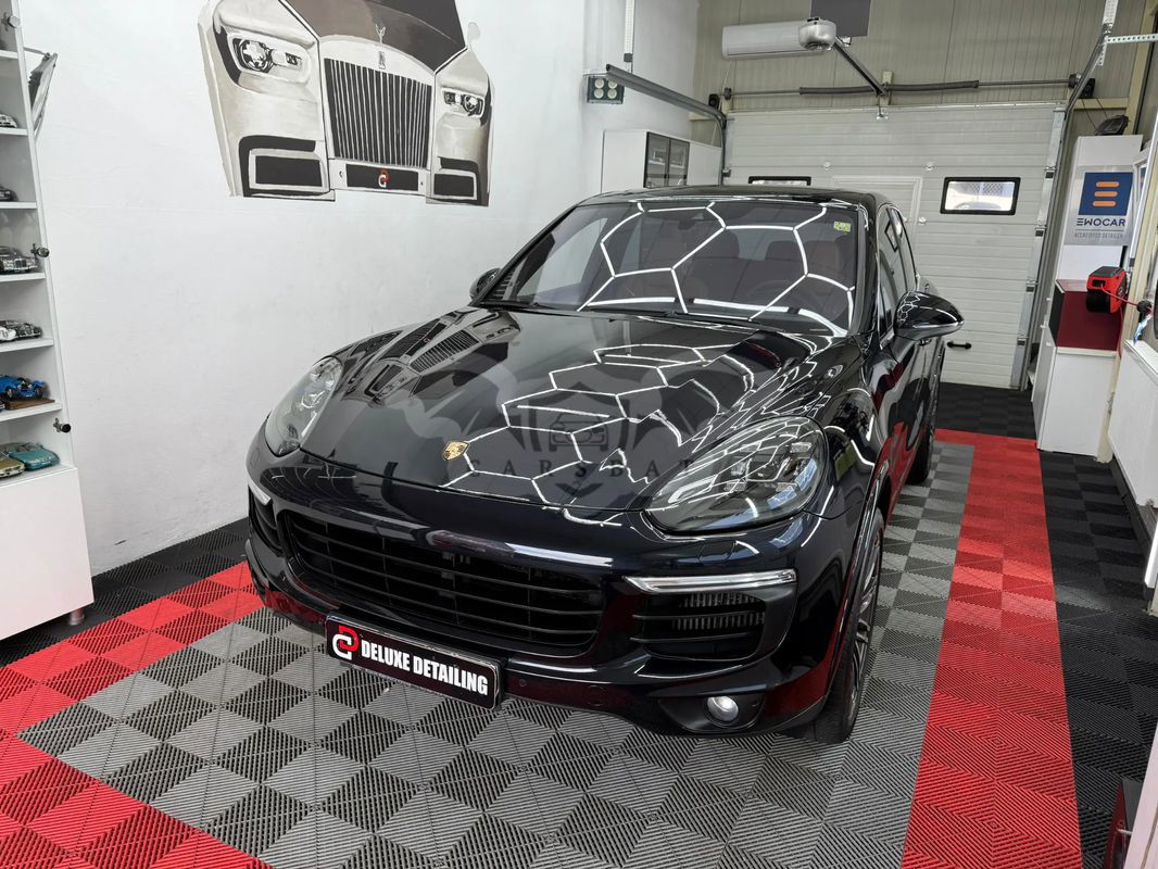 Porsche Cayenne 3.0 L 2016