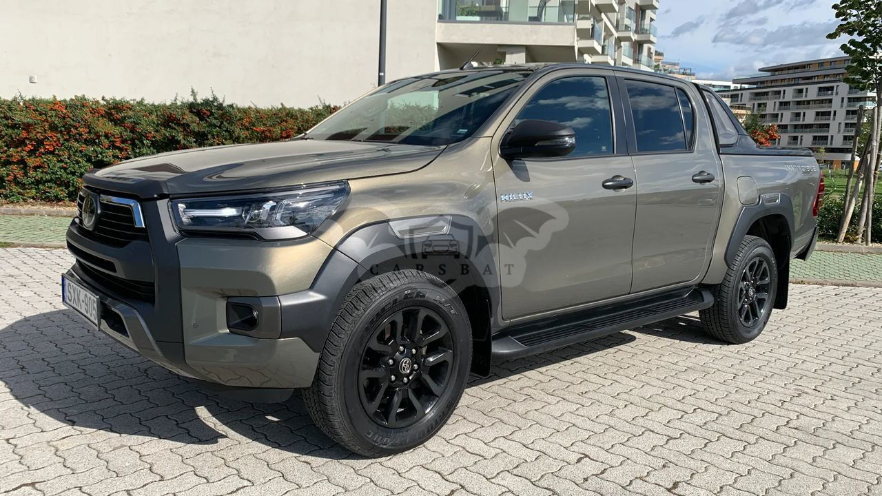 Toyota Hilux VIII [2015 - Prezent] 2.8D 204CP 4x4 Double Cab AT Invincible 2021