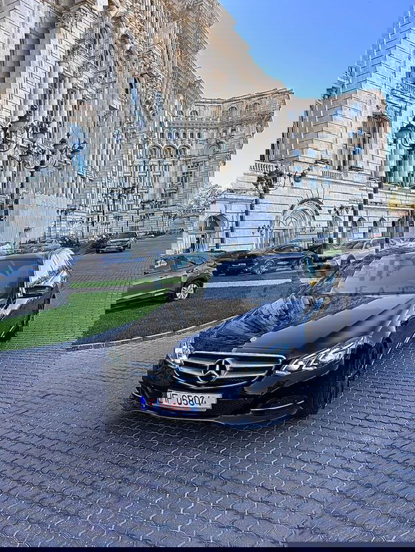 Mercedes-Benz E W212 [2009 - 2016] 200 BlueTEC 7G-TRONIC Avantgarde 2014