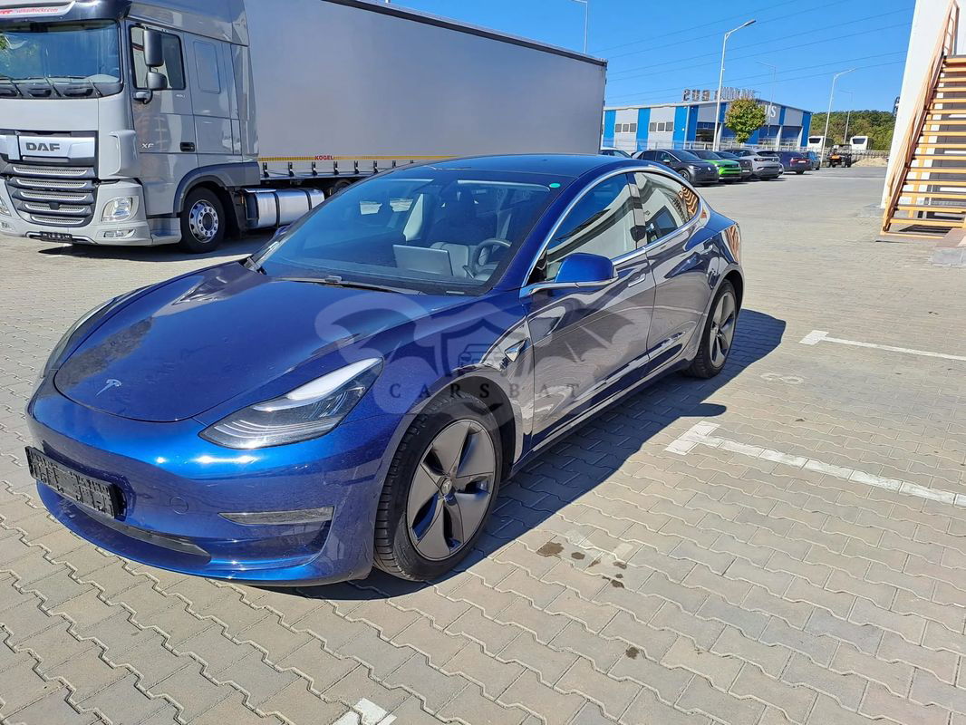Tesla Model 3 Langstreckenbatterie Allradantrieb Dual Motor 2019