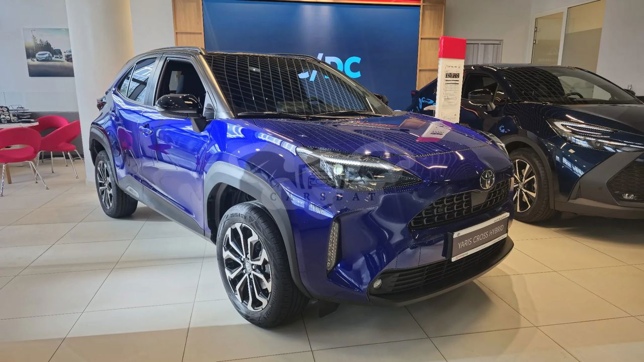 Toyota Yaris Cross 1.5 VVT-i HSD 4x4 Dynamic 2024