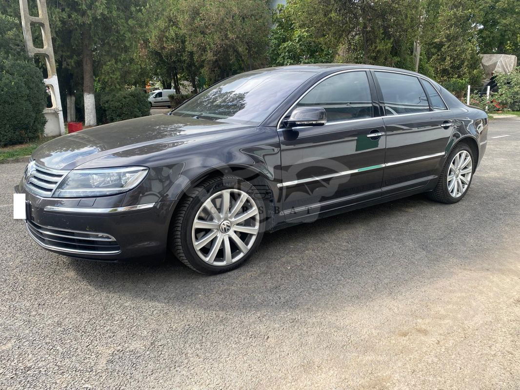 Volkswagen Phaeton 4.2 V8 4MOTION langer Radstand Automatik (5 Sitzer) 2016