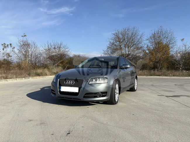 Audi A3 8P [2003 - 2013] 1.6 TDI Sportback Ambition 2012