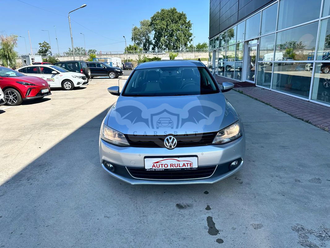 Volkswagen Jetta A6 [2010 - 2018] 2.0 TDI CR DPF Highline 2013