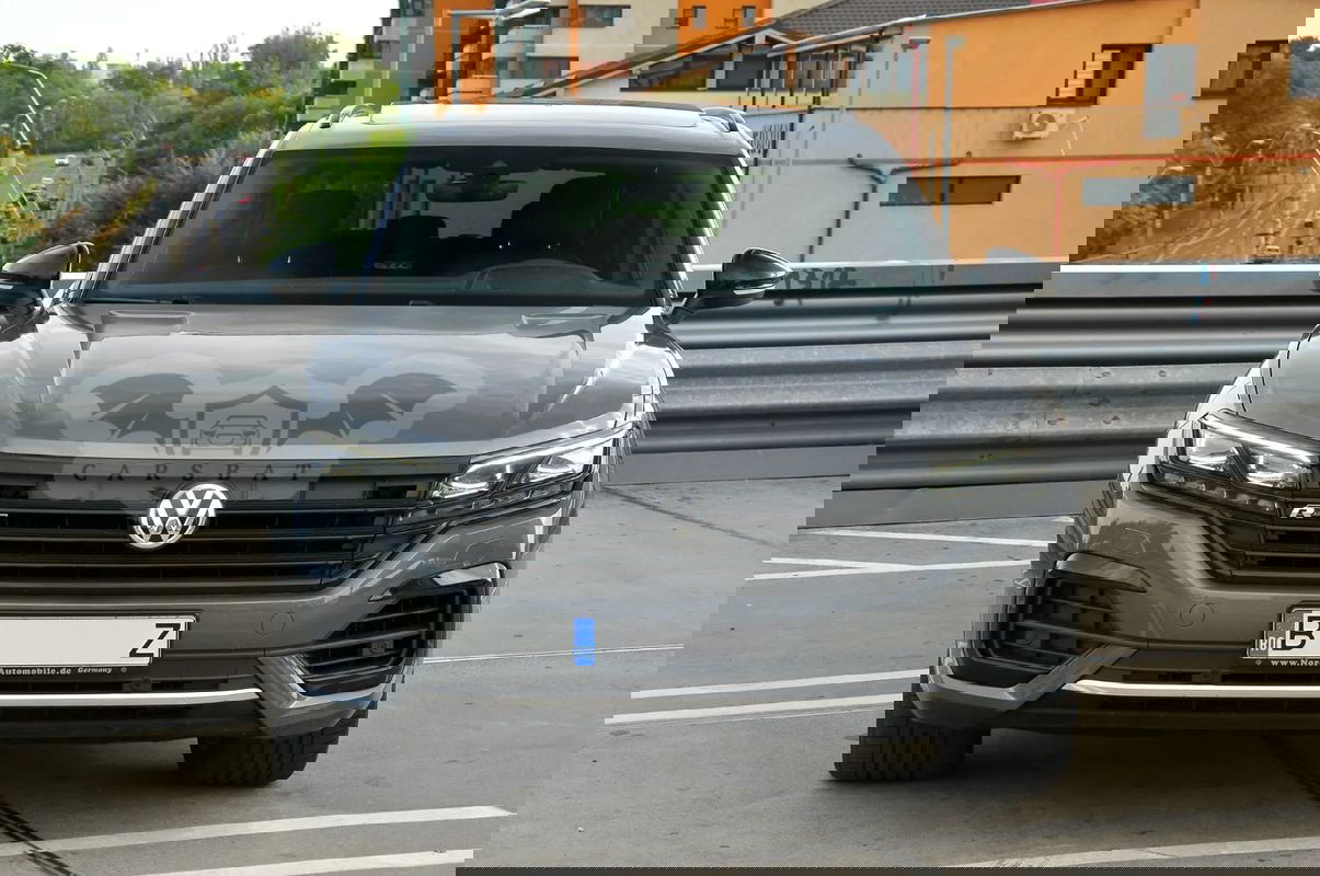 Volkswagen Touareg III [2018 - Prezent] V6 TDI 4MOTION R-Line 2019