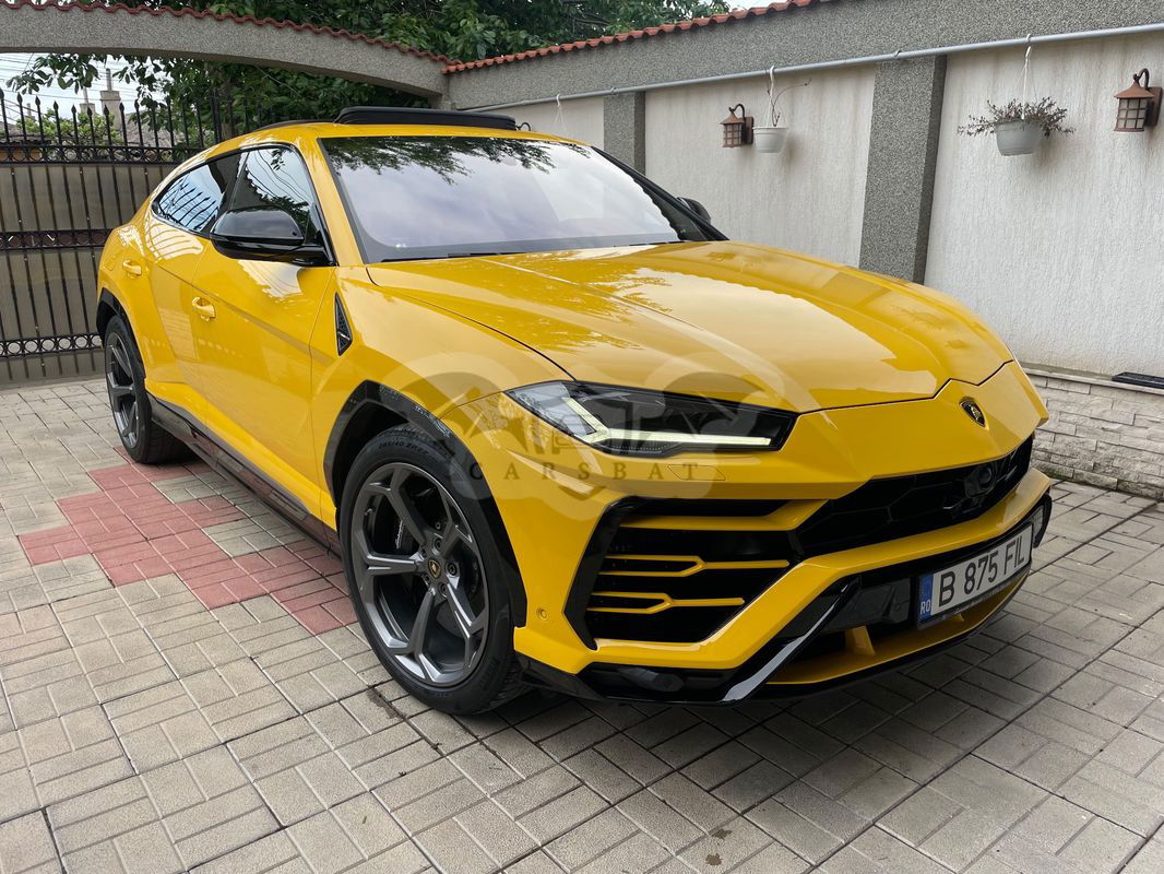 Lamborghini Urus Standard 2019