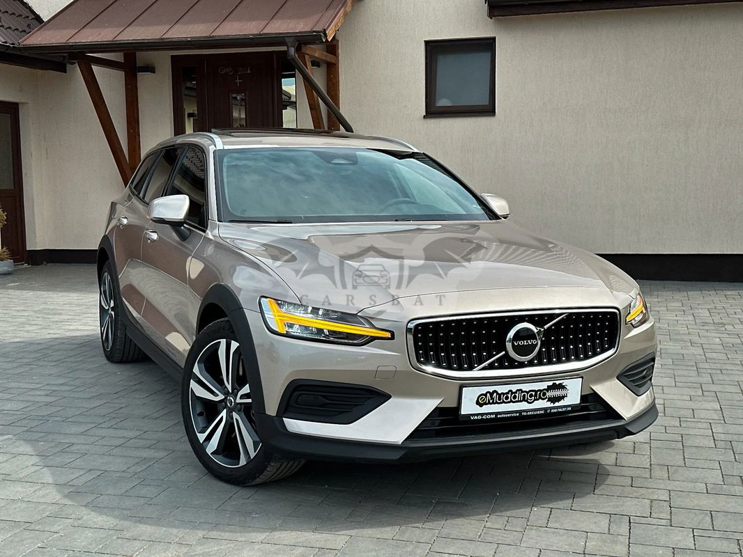 Volvo V60 II [2018 - Prezent] Cross Country B5 B AWD 2023