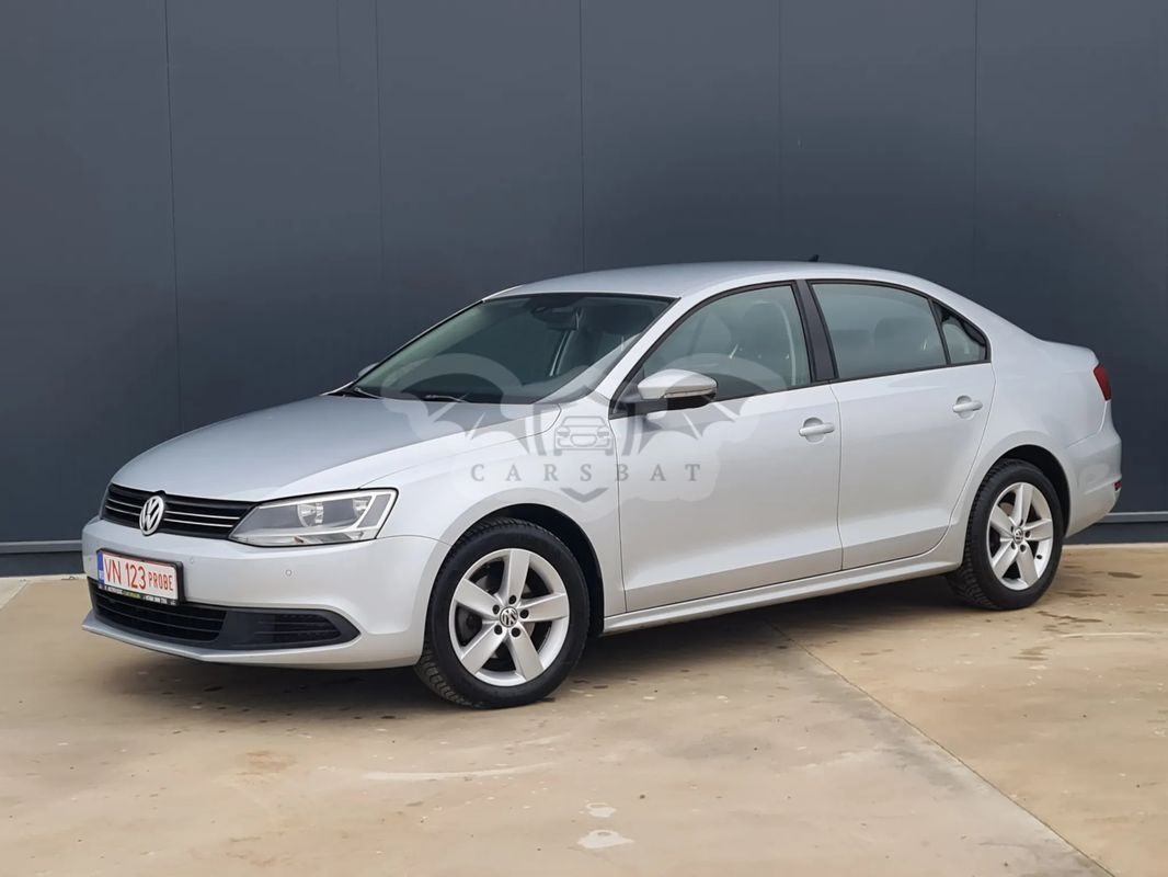 Volkswagen Jetta 1.6 TDI CR DPF Comfortline 2012