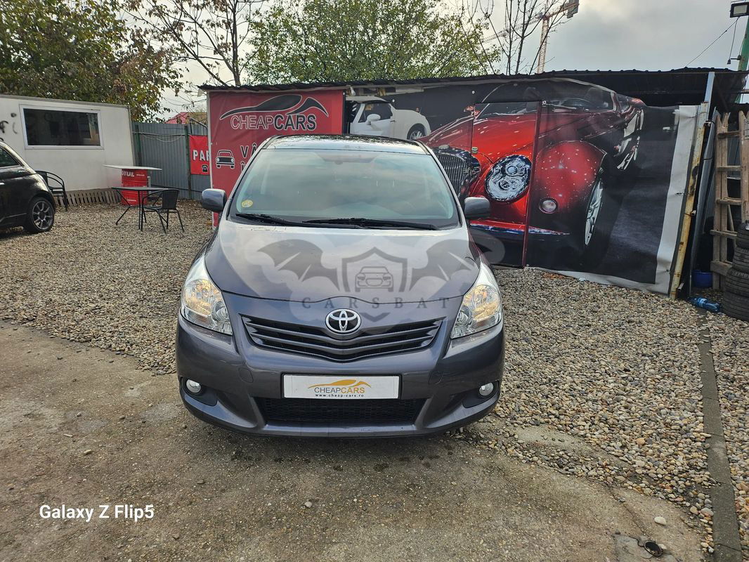 Toyota Corolla Verso 2.0 D-4D Sol 2010