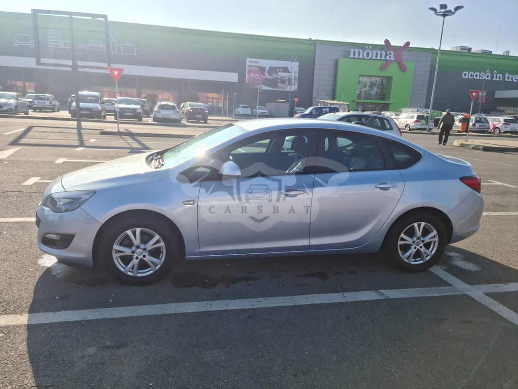 Opel Astra J [2009 - 2018] 1.4 Turbo ECOTEC Start/Stop Enjoy 2017