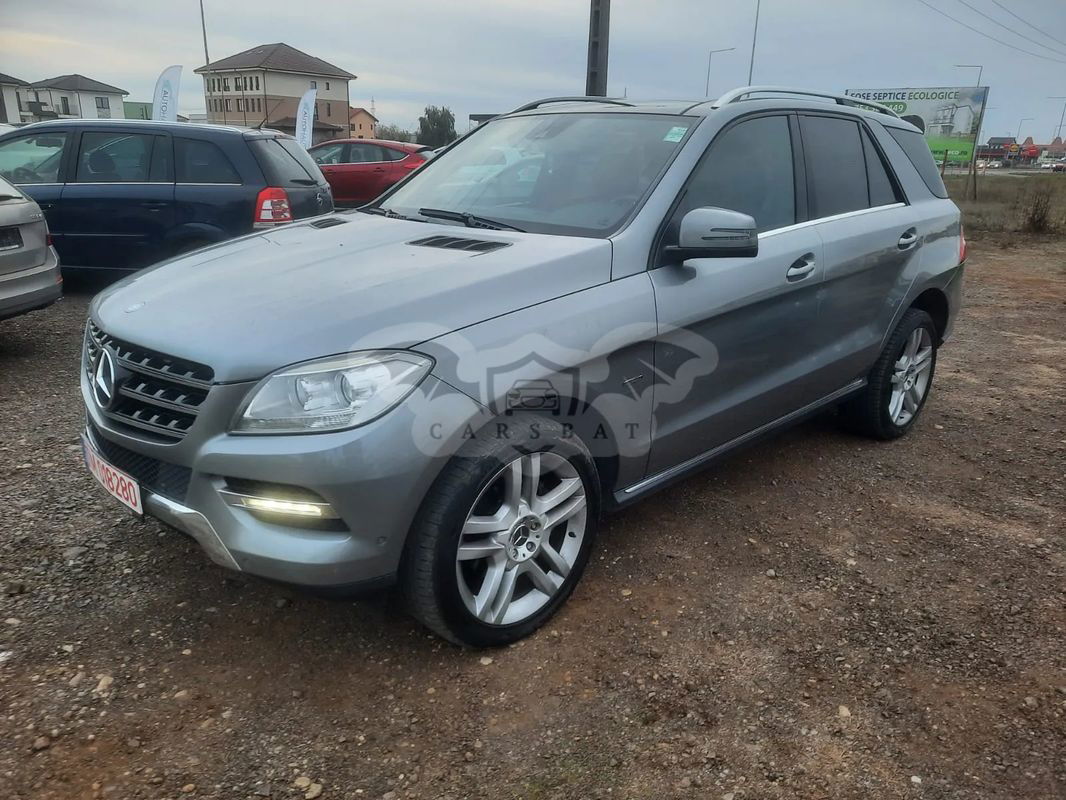 Mercedes-Benz ML W166 [2011 - 2015] 250 BlueTEC 4MATIC 7G-TRONIC Edition 1 2011