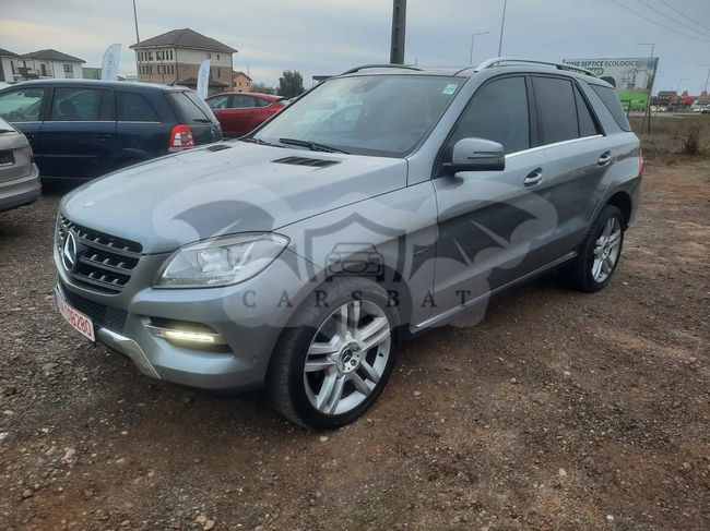 Mercedes-Benz ML W166 [2011 - 2015] 250 BlueTEC 4MATIC 7G-TRONIC Edition 1 2011