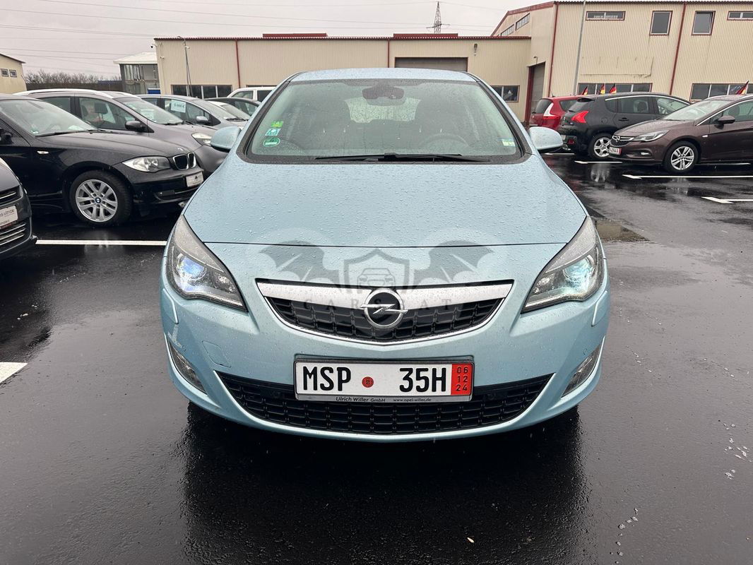 Opel Astra J [2009 - 2018] 1.7 CDTI DPF Design Edition 2010