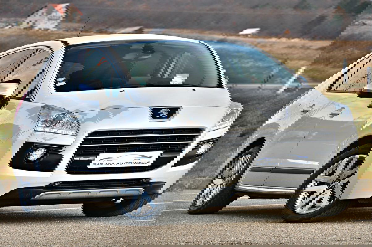 Peugeot 3008 I [2009 - 2016] Hybrid4 2013