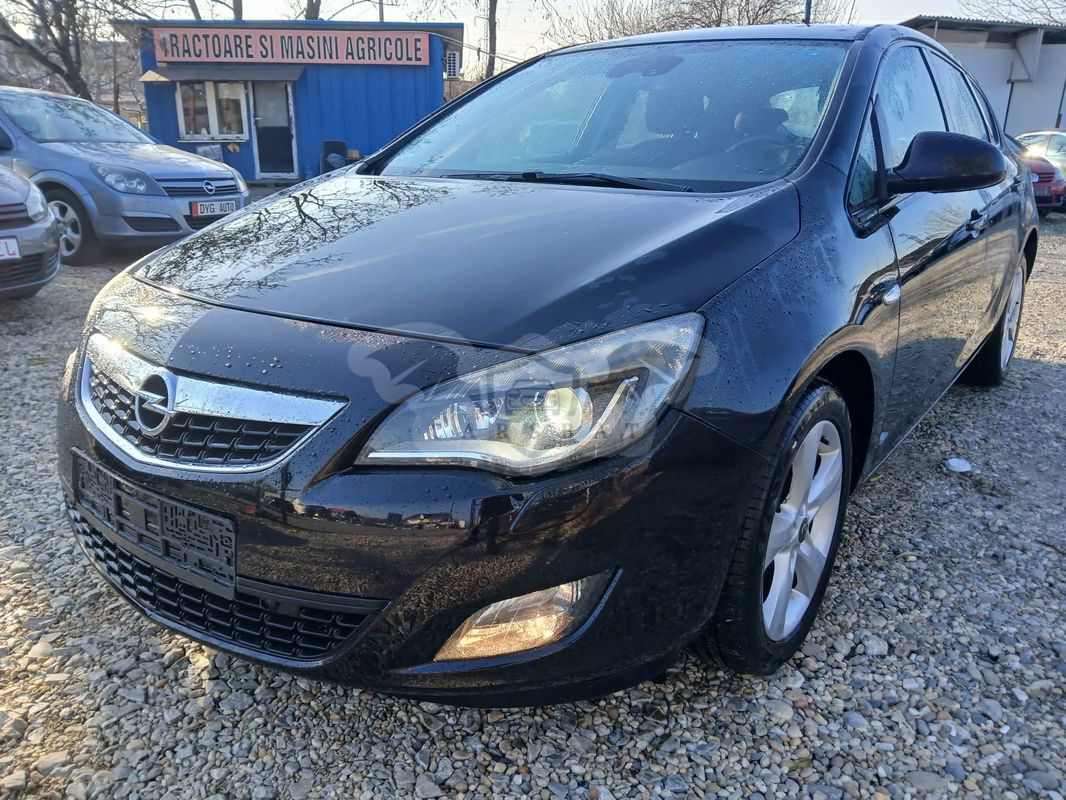 Opel Astra J [2009 - 2018] 1.6 Enjoy 2010