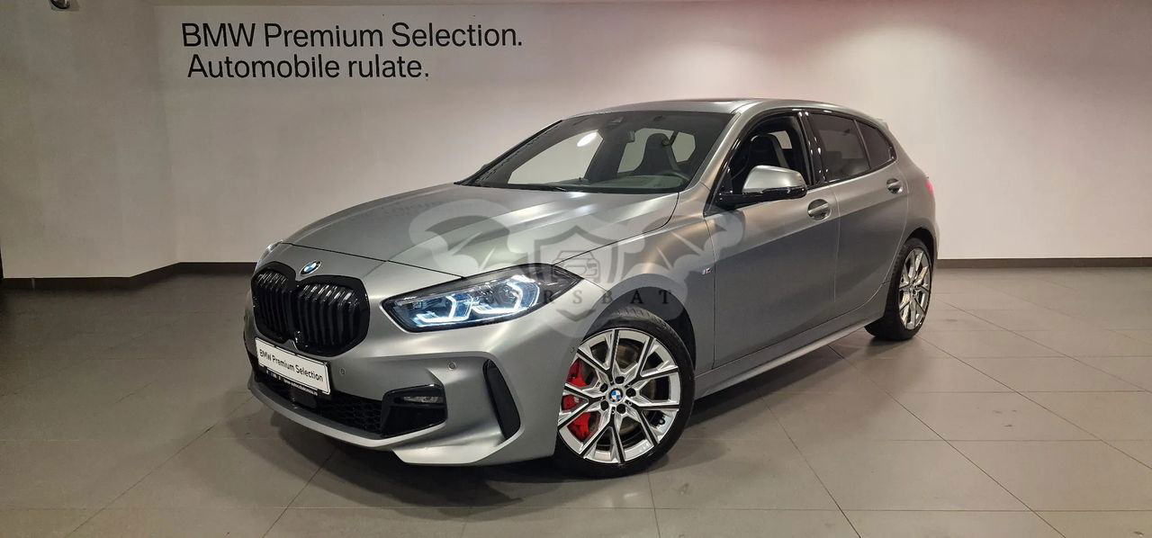 BMW 1 Series 120i AT 2023