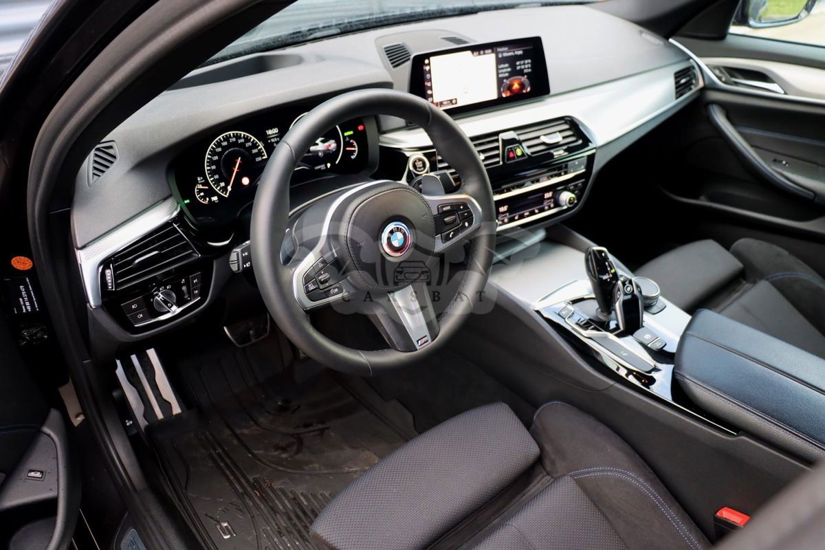 BMW 5 Series G30/G31 [2017 - Prezent] 520d Aut. M Sport Edition 2018