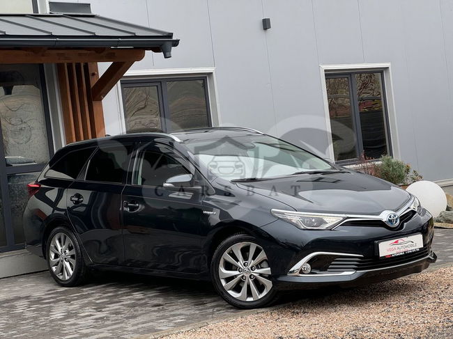 Toyota Auris II [2012 - 2018] 1.8 L VVT-i Hybrid Sol + 2016