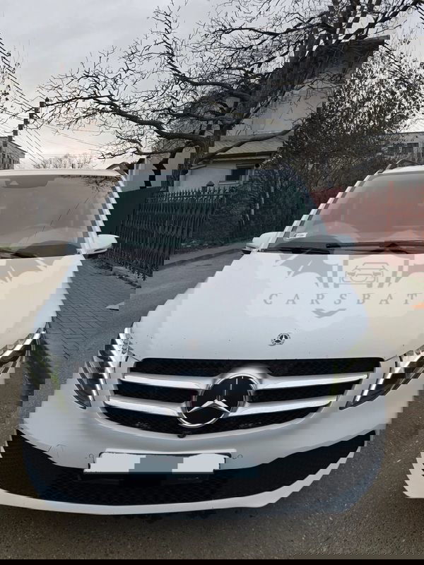 Mercedes-Benz V 250 d Combi Extra-lung 190 CP AWD 9AT 2019