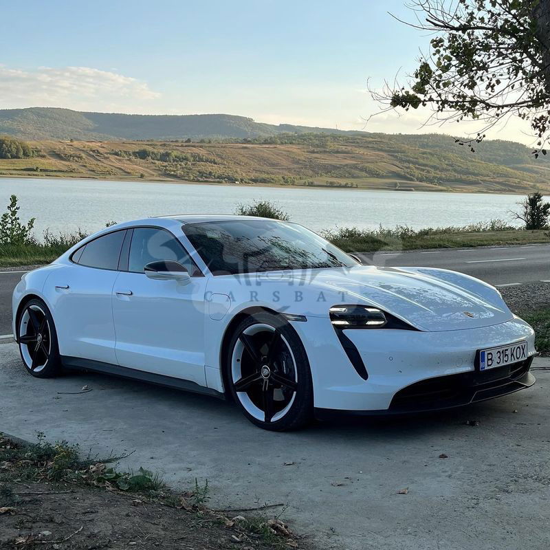 Porsche Taycan 2022