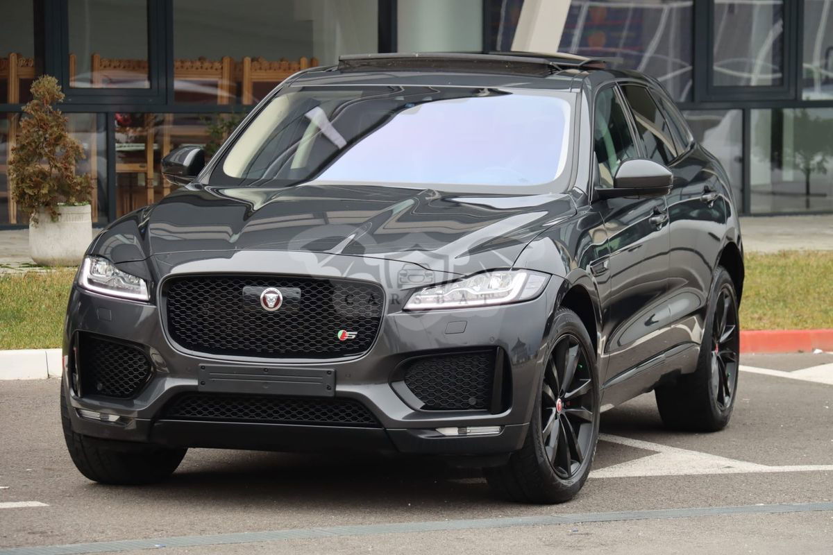 Jaguar F-Pace D300 AWD R-Dynamic S 2017