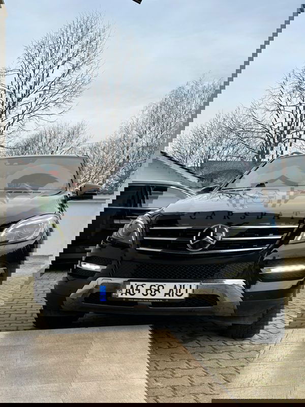 Mercedes-Benz ML W166 [2011 - 2015] 350 BlueTEC 4MATIC 7G-TRONIC 2012