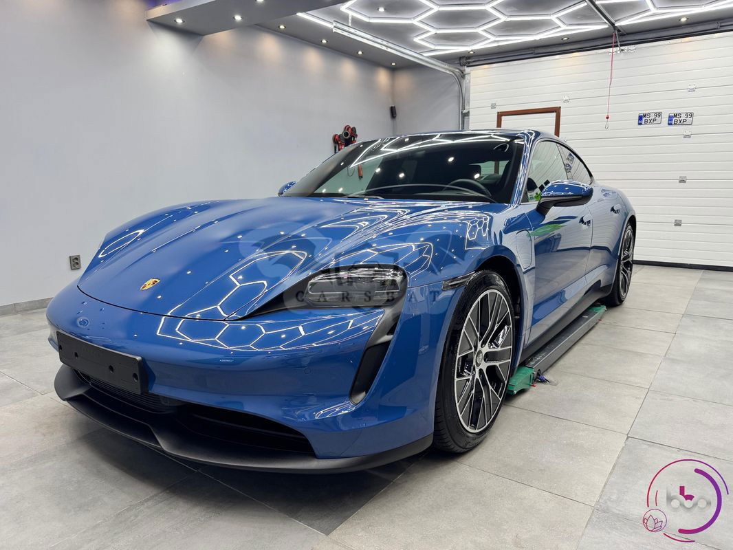 Porsche Taycan 2023