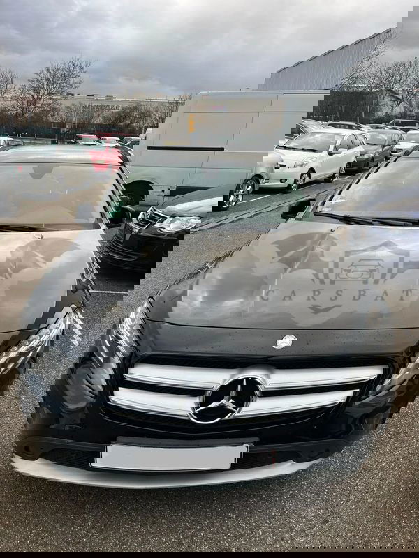 Mercedes-Benz GLA 2016