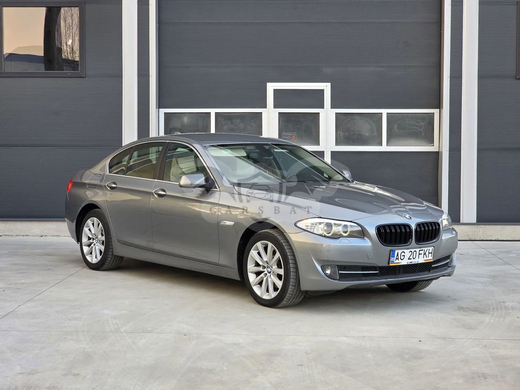 BMW 5 Series F10/F11/F07 [2010 - 2017] 520d Sport-Aut. 2012