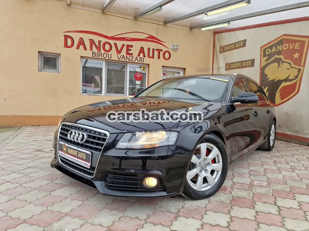 Audi A4 B8 [2007 - 2015] 2.0 TDI Avant 2011