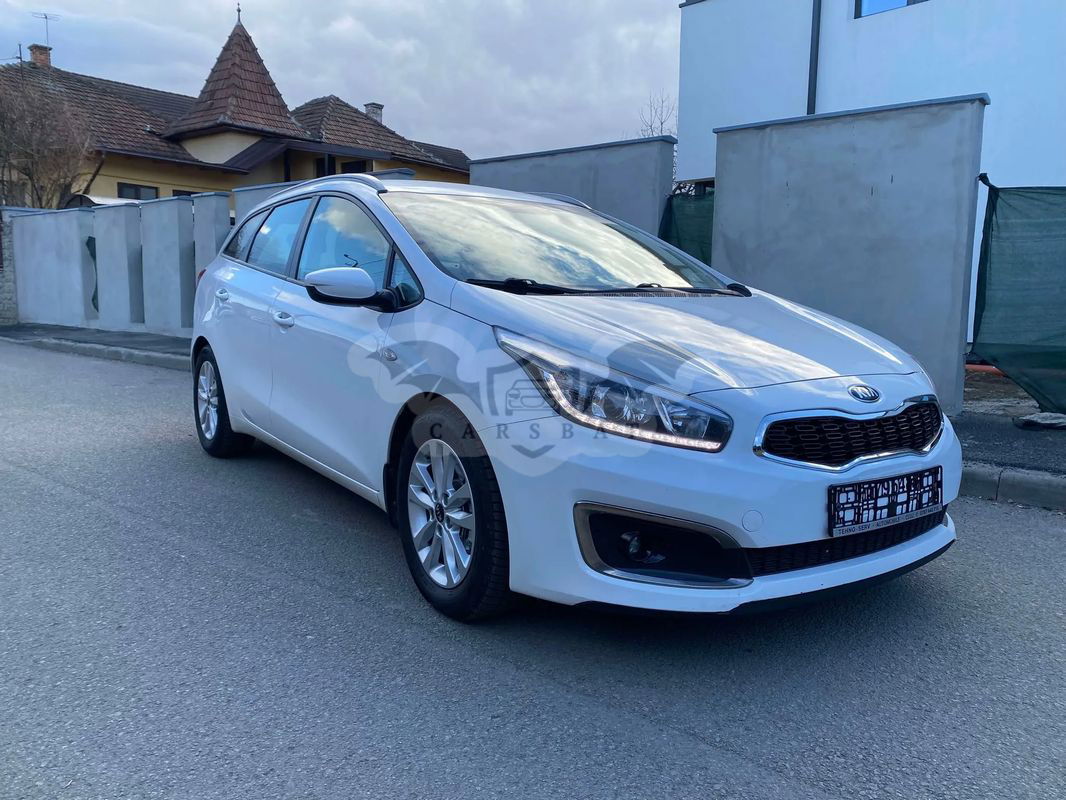 Kia Ceed II [2012 - 2018] 1.6 CRDi 128 Spirit 2018