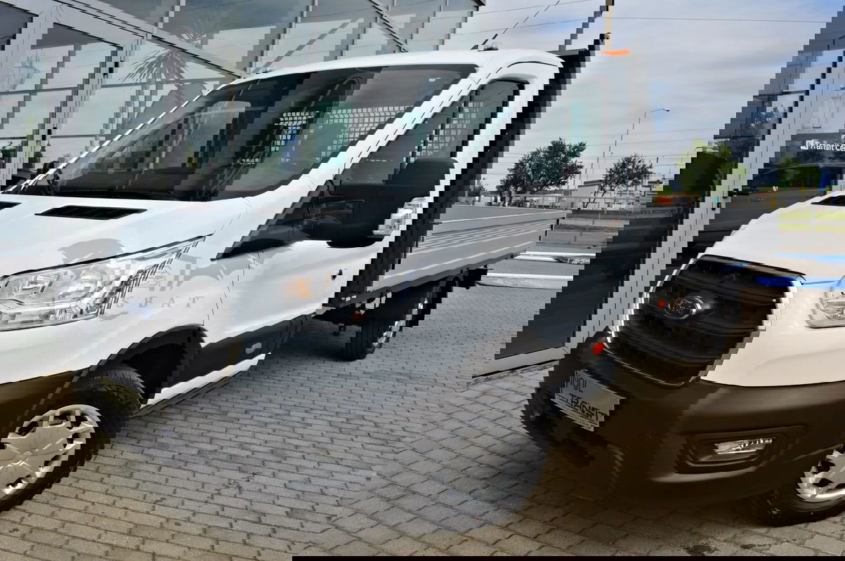 Ford Transit 2023