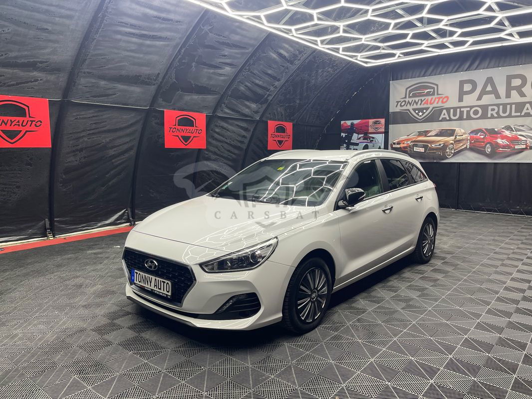 Hyundai i30 III [2016 - Prezent] 1.6 CRDI DCT Trend 2018