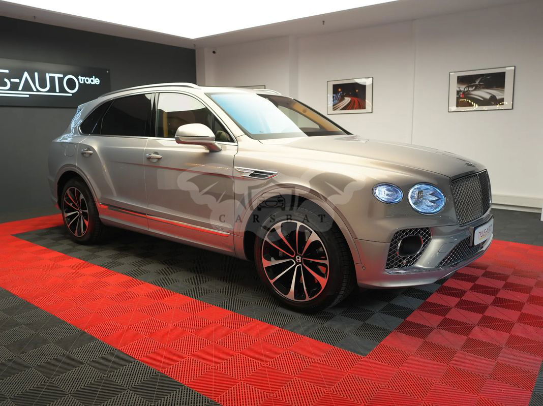 Bentley Bentayga Hybrid 2021